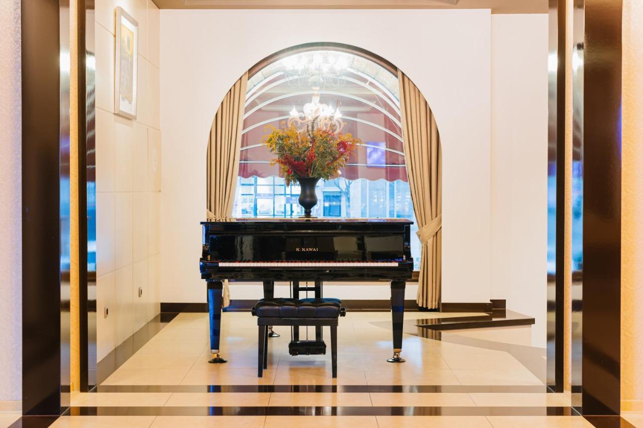 Hotel Dukagjini Peja Kültér fotó
