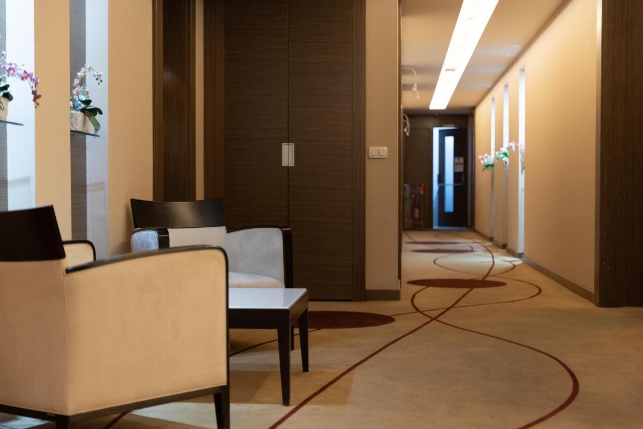Hotel Dukagjini Peja Kültér fotó