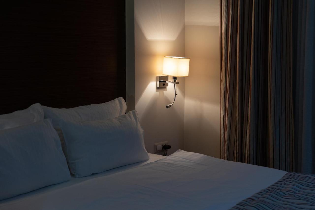 Hotel Dukagjini Peja Kültér fotó