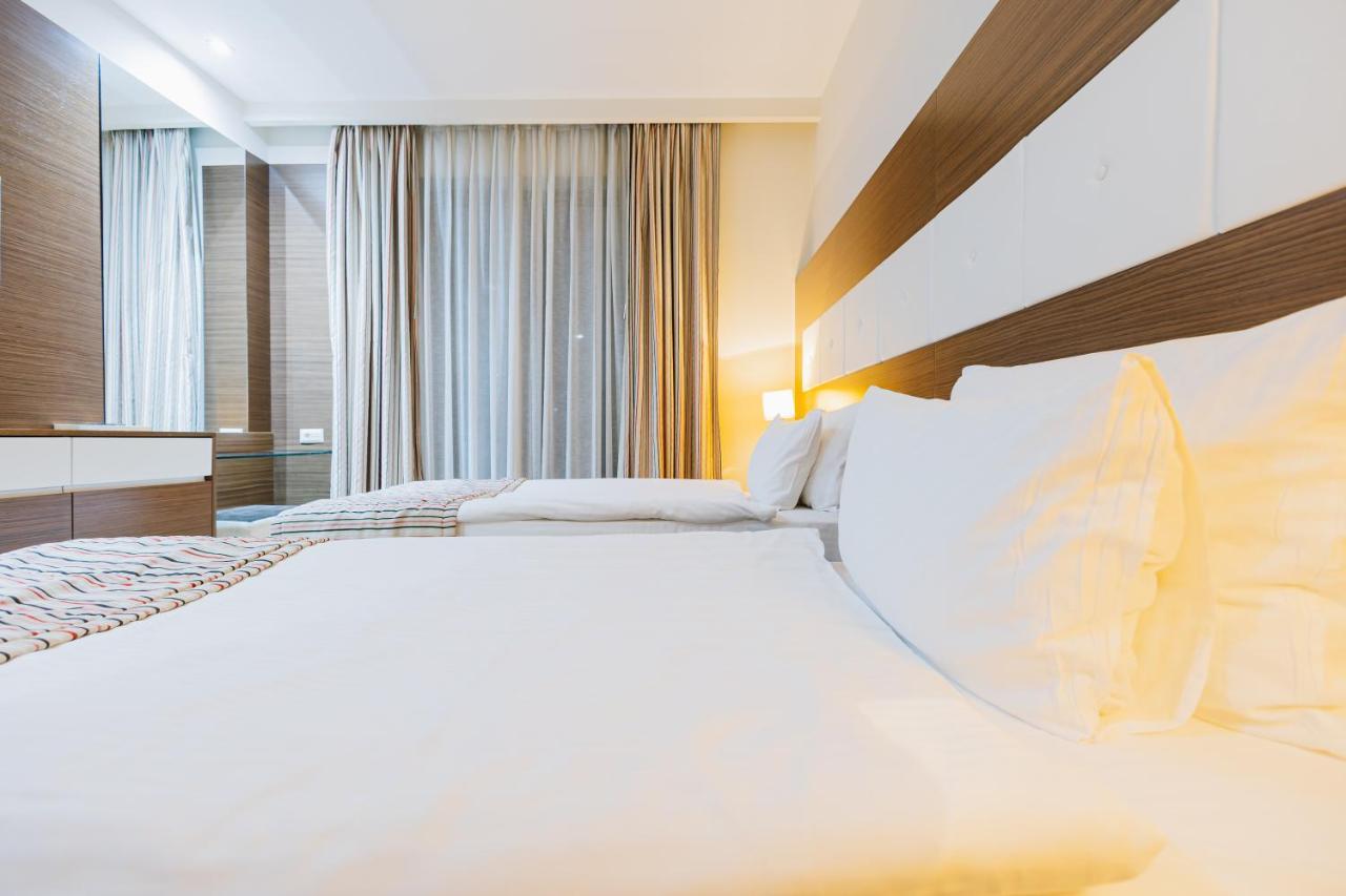 Hotel Dukagjini Peja Kültér fotó