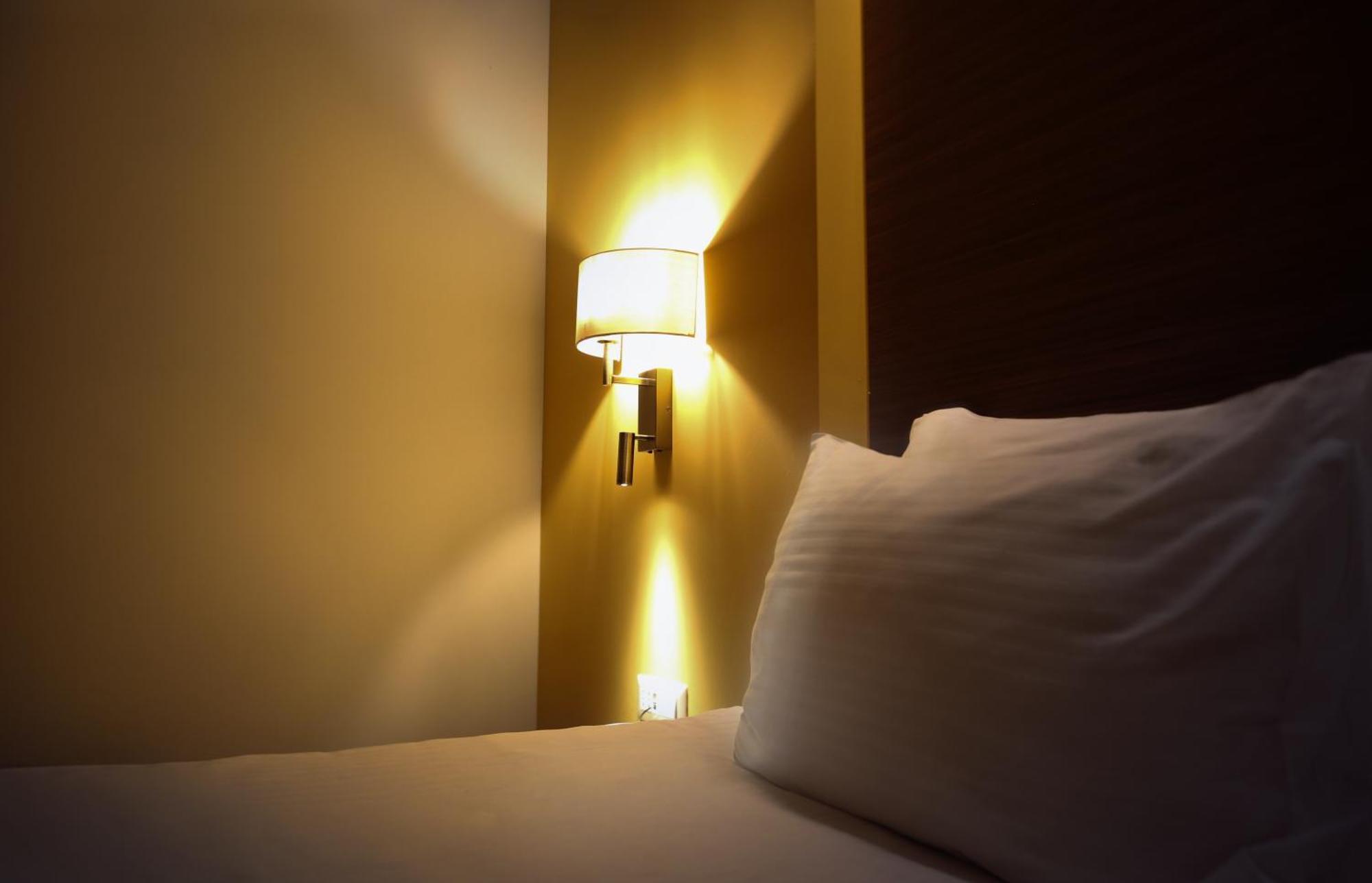 Hotel Dukagjini Peja Kültér fotó